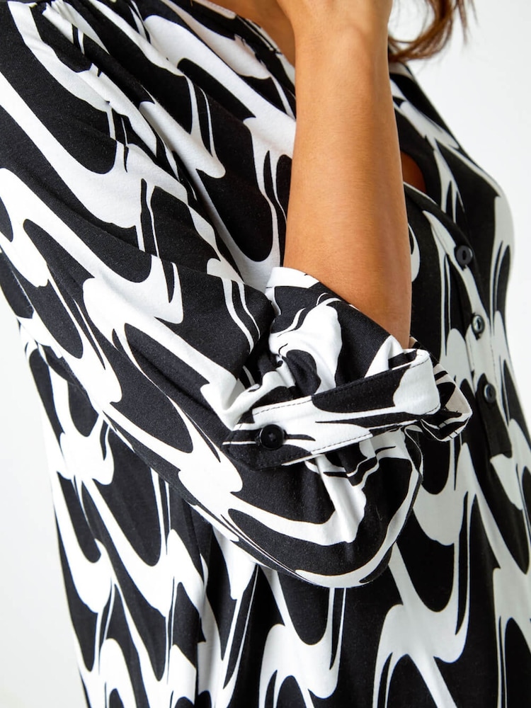 Roman Black Geometric Print Stretch Blouse - Image 5 of 5 Roman Black Geometric Print Stretch Blouse - Image 5 of 5