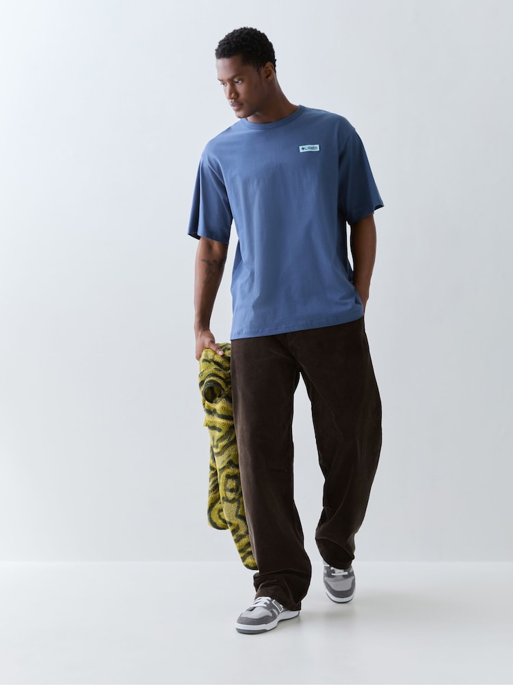 Columbia Navy Blue CSC™ Heavyweight Iconic T-Shirt - Image 2 of 5 Columbia Navy Blue CSC™ Heavyweight Iconic T-Shirt - Image 2 of 5