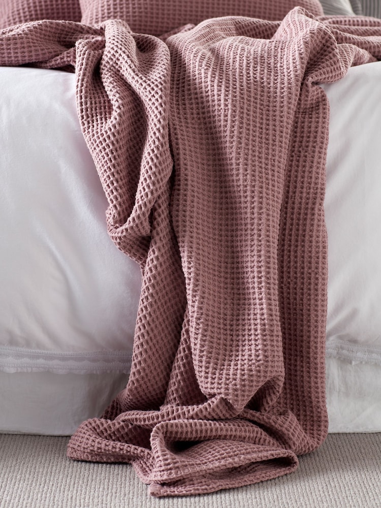 Secret Linen Store Vintage Rose Big Waffle Throw - Image 2 of 3 Secret Linen Store Vintage Rose Big Waffle Throw - Image 2 of 3
