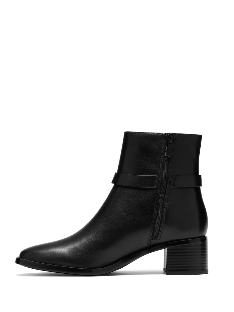 Clarks Black Wrenn Buckle Boots - Image 2 of 6 Clarks Black Wrenn Buckle Boots - Image 2 of 6