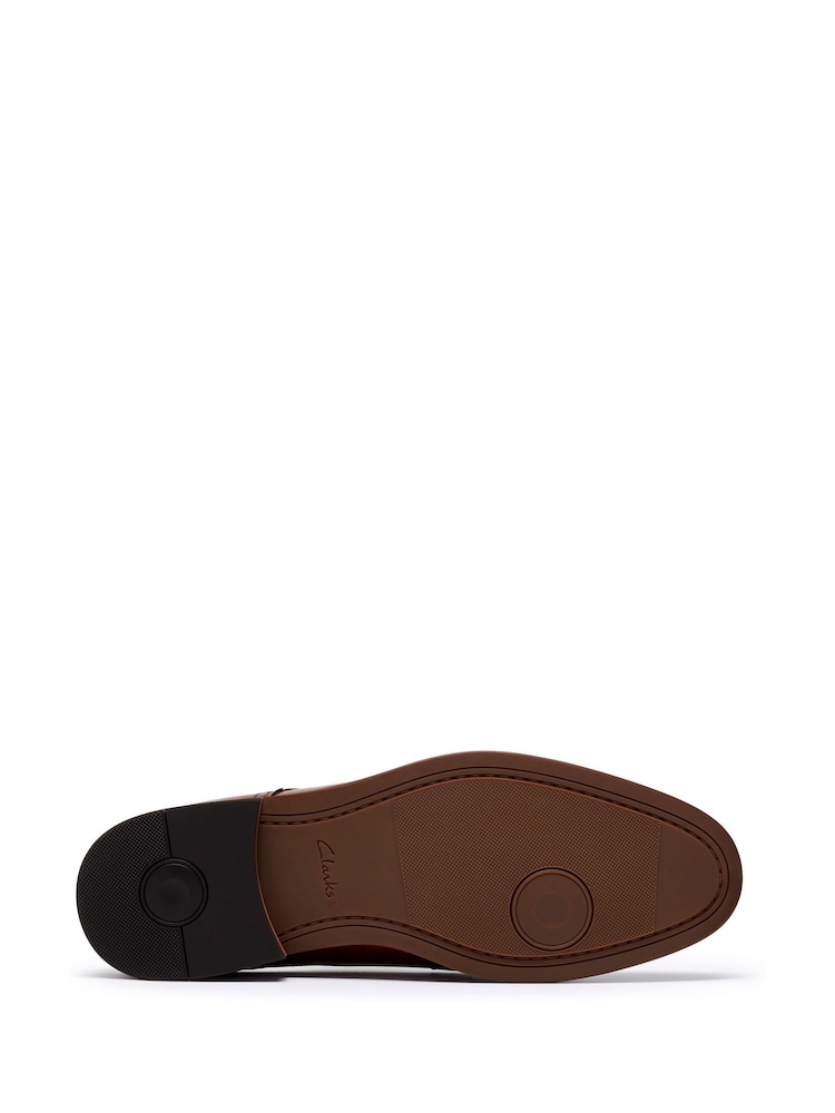 Clarks Black Bowburn Tip Shoes - Image 6 of 6