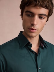 Green Slim Fit Cotton Textured Slim Fit Long Sleeve Formal Shirt With Trim - Image 5 of 9