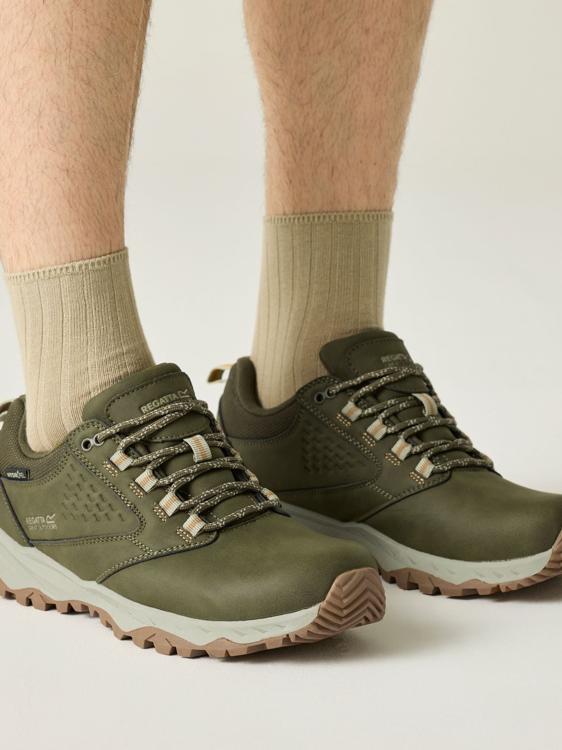 Regatta Men's Green Amble Low Waterproof Shoes - Image 1