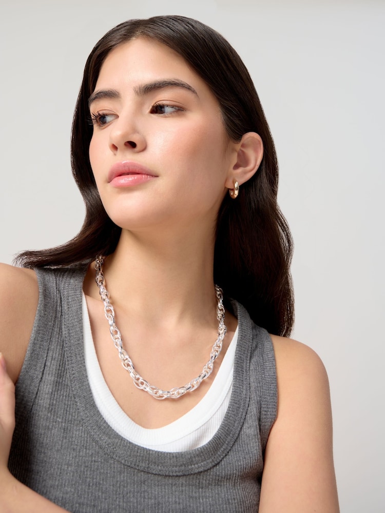 Aela Silver Link Chain Necklace - Image 3 of 3