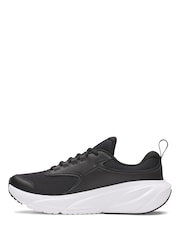 Under Armour Black Surge 5 Running Older Shoes - Image 2 of 5
