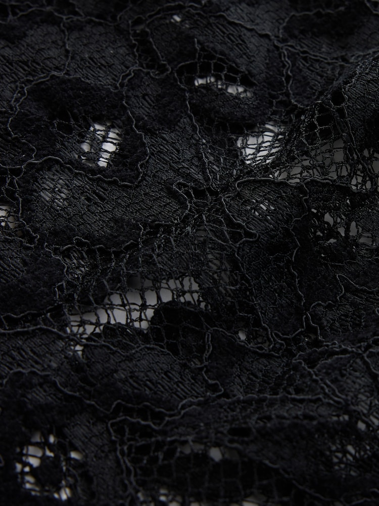 Black Sleeveless Keyhole Lace Bubblehem Top - Image 8 of 8