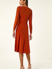 برتقالي - فستان متوسط الطول بجزء علوي ملفوف مع ربطة خصر من Roman - صورة 2 من 5