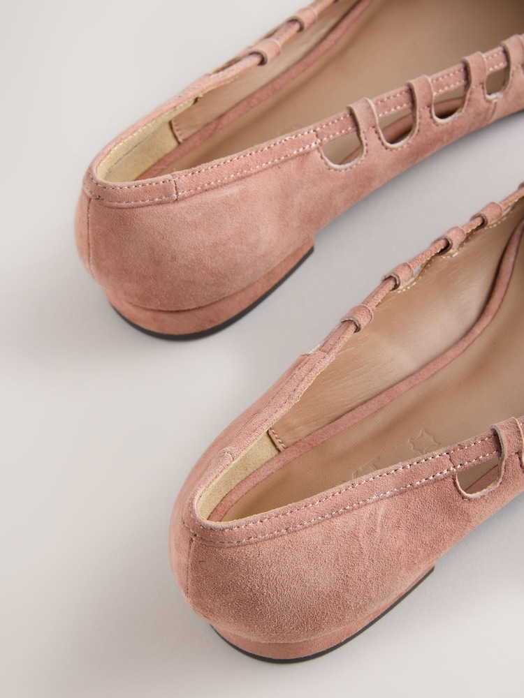 Rosas na Rosas - Sapatos na Katad na may Point Toe na Gupitin sa Forever Comfort® - Larawan 8 ng 8 Rosas na Rosas - Sapatos na Katad na may Point Toe na Gupitin sa Forever Comfort® - Larawan 8 ng 8