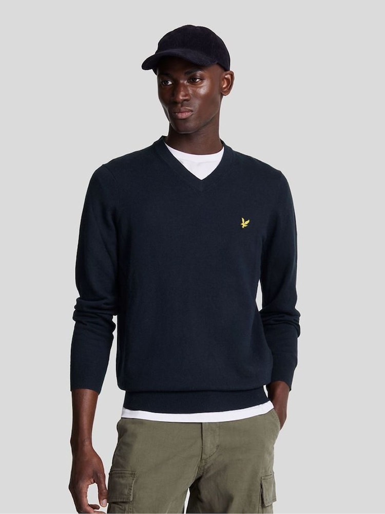 Lyle & Scott Cotton Merino V-Neck Jumper - Bild 1 av 5