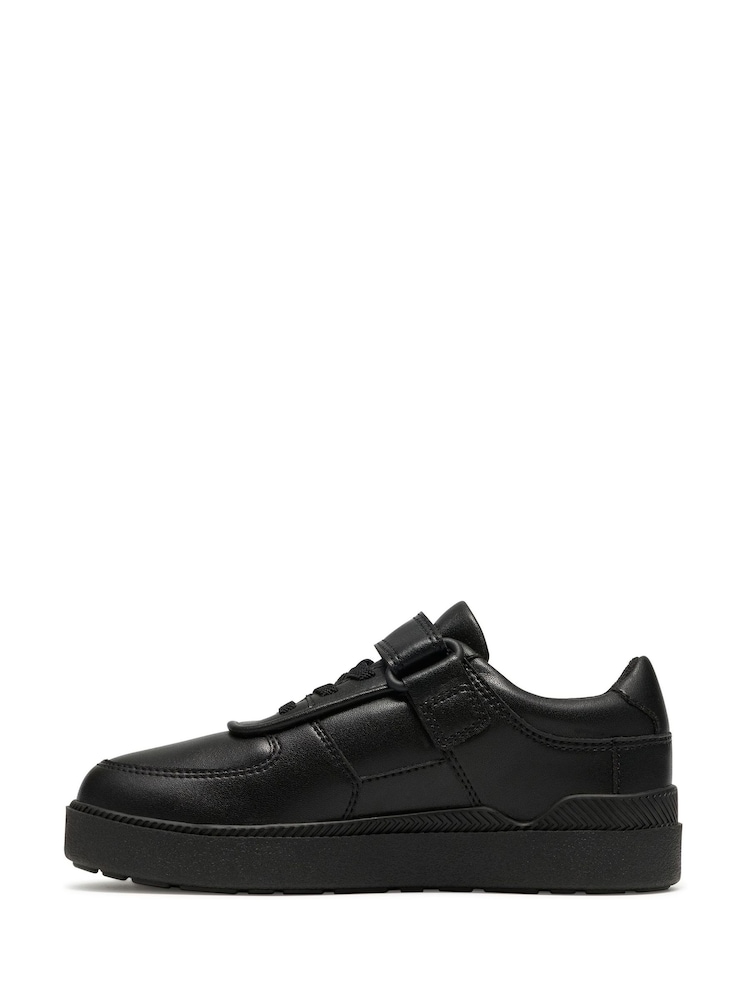 Clarks Black Younger Boys Black Somerset Flex Standard Fit Leather Trainers - Image 2 of 6