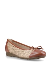 Brun - Ballerines Hush Puppies Laurie à embout - Image 1 sur 4