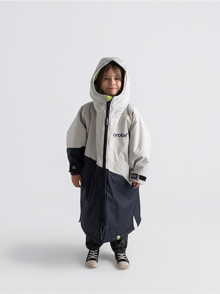 dryrobe Blue Advance 5-9 Changing Robe - Image 8 of 8 dryrobe Blue Advance 5-9 Changing Robe - Image 8 of 8