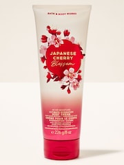 Bath & Body Works Ultimate Hydration Body Cream 226g - Image 1 of 1