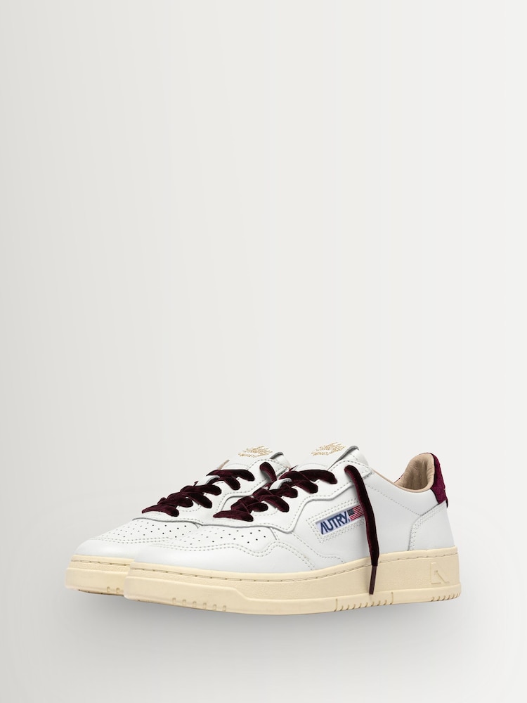AUTRY White Medalist Leather Low Top Trainers with Velvet Back Tab and Lace - Image 2 of 7 AUTRY White Medalist Leather Low Top Trainers with Velvet Back Tab and Lace - Image 2 of 7