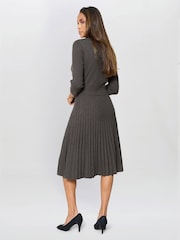 Gina Bacconi Grey Annabella Pleated Midi Dress - Image 7 of 8