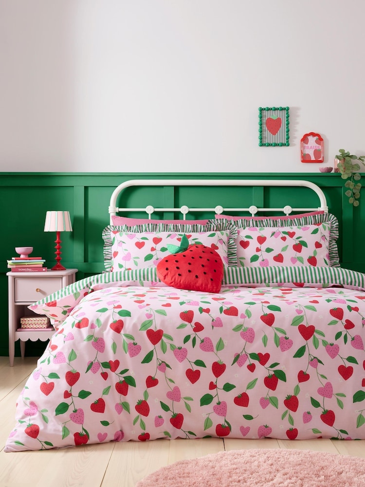 Bedlam Pink Fun Strawberries Easy Care Duvet Cover Set - Image 4 of 4