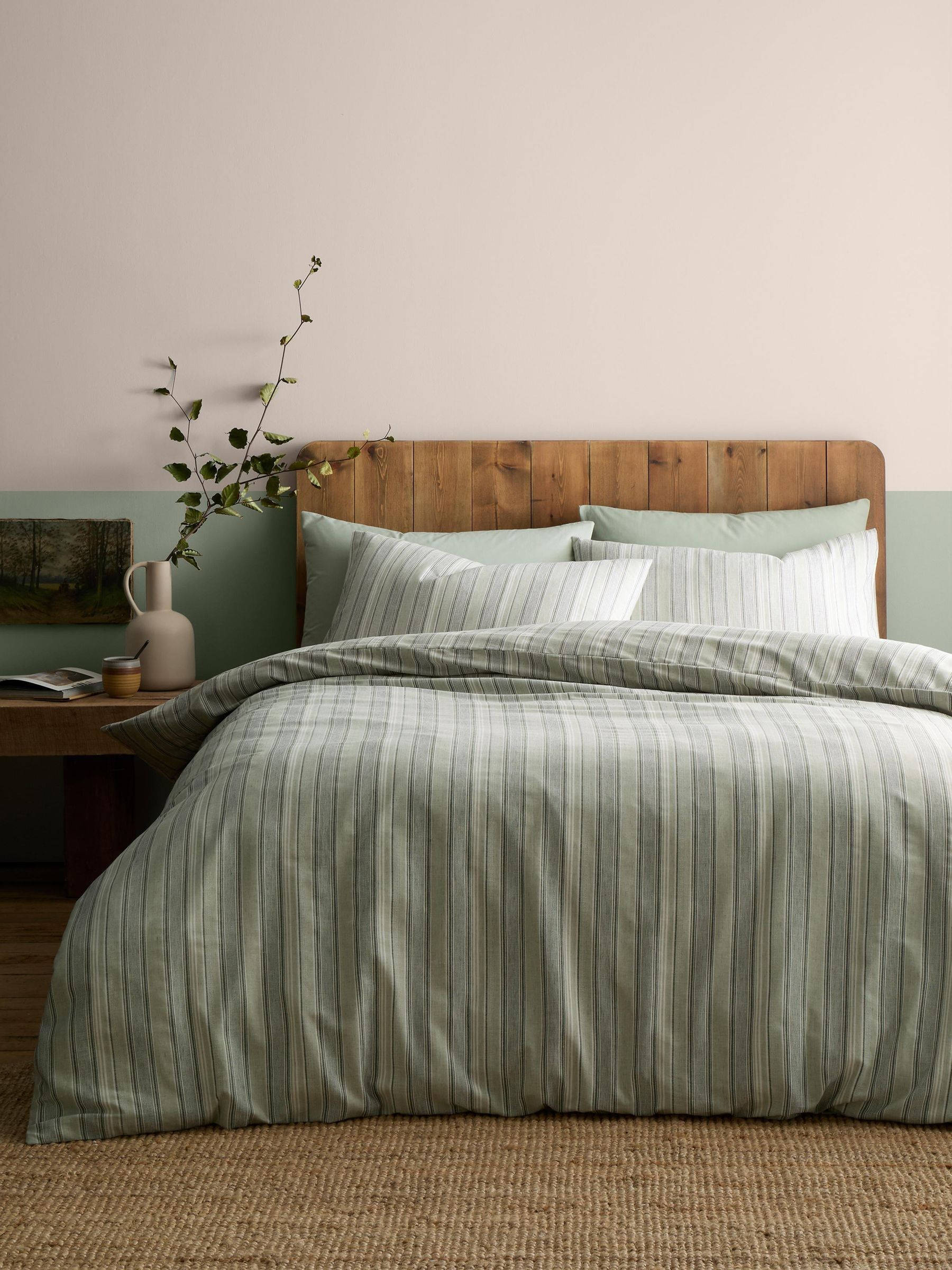 AppleTree Yarn Dyed Woven Wide Stripe Cotton Striped Duvet Cover Set with Pillowcases - Image 4