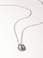 The Diamond Store White Teardrop Solitaire 0.25ct H/SI Round Cut Lab Grown Pendant Necklace in Sterling Silver - Image 2 of 4