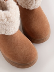 Tan Brown - Borg Trim Boots - Larawan 3 ng 5
