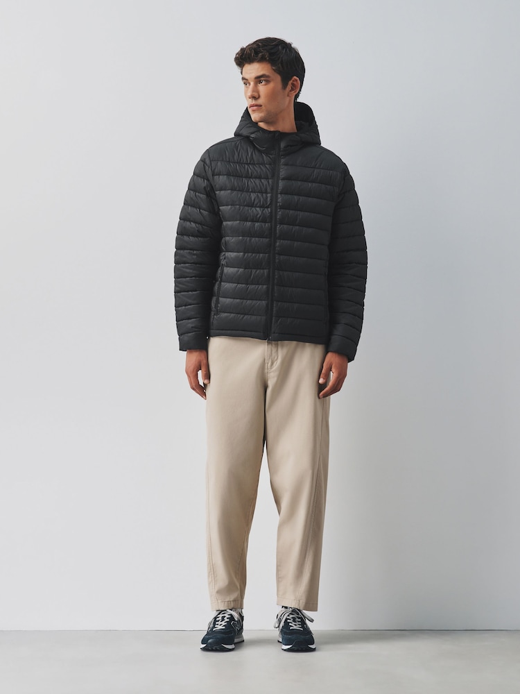 Black Lightweight Shower Resistant Quilted Jacket - Image 2 of 7 Black Lightweight Shower Resistant Quilted Jacket - Image 2 of 7