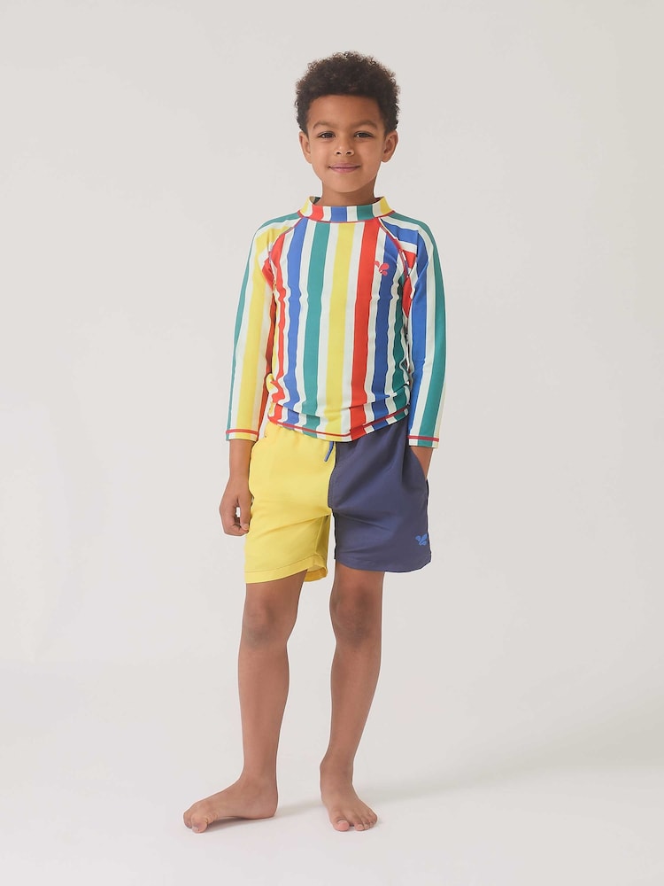 أزرق فاتح - شورت سباحة بتصميم واقٍ من أشعة الشمس فوق البنفسجية من Muddy Puddles - صورة 2 من 5