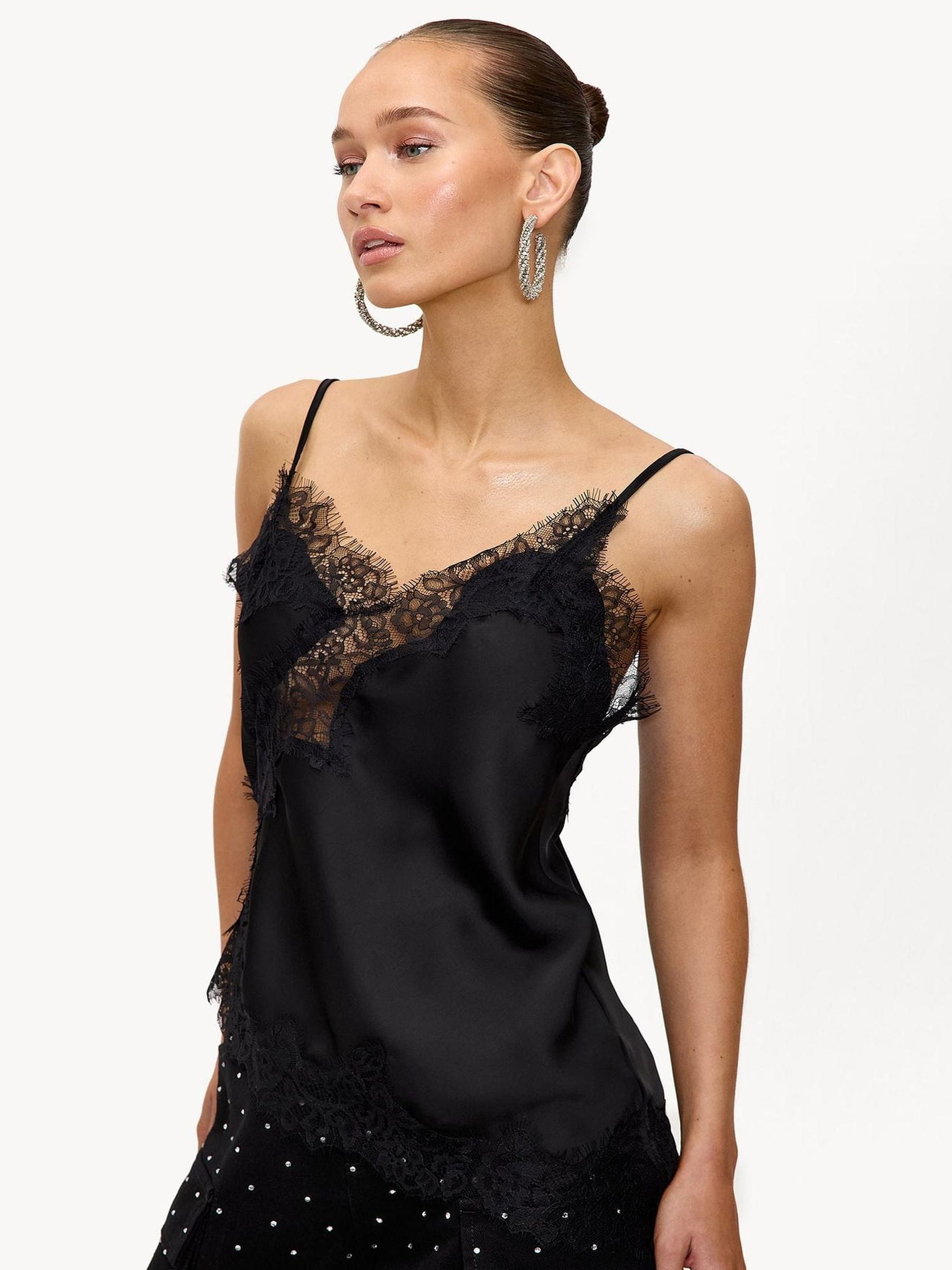 【本日最終】carla カーラ　Satin lace camisole Y38000s2.jpg