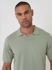 أخضر - Threadbare Knitted Trophy Neck Polo Shirt - صورة 1 من 4