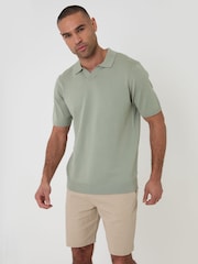 أخضر - Threadbare Knitted Trophy Neck Polo Shirt - صورة 2 من 4