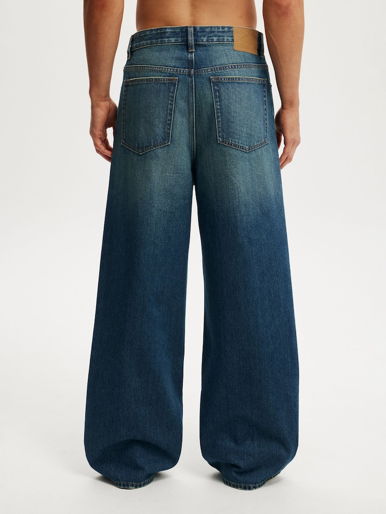 Cotton On Mid Blue Super Baggy Jeans - Image 2 of 7 Cotton On Mid Blue Super Baggy Jeans - Image 2 of 7