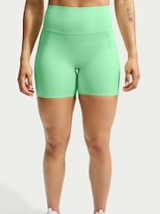 Nike Illusion Green Universa Seamless Front 5 Inch Cycling Shorts - Image 4 of 7
