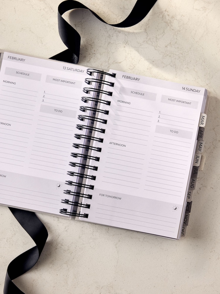 Grey 2027 A5 Page A Day Diary - Image 2 of 6