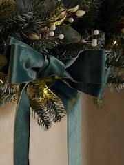 Green Artificial Light Up Christmas Wreath Wreath with Bow - Image 6 of 10
