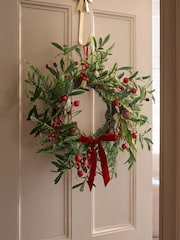 Winter Berries Artificial Christmas Wreath - صورة 3 من 4