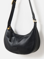 Oliver Bonas Ida Black Sling Crossbody Bag - תמונה 3 מתוך 7