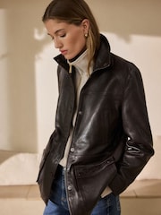 Čokoladno rjava - N. Premium Leather Waisted Funnel Neck Jacket - Slika 1 iz 8