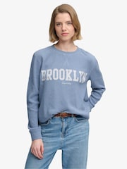 Plavo - Superdry Athletic Essentials Grafički vrh dugih rukava - Slika 1 od 8