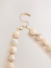 Crème - Collier épais en perles de marbre - Image 6 de 6