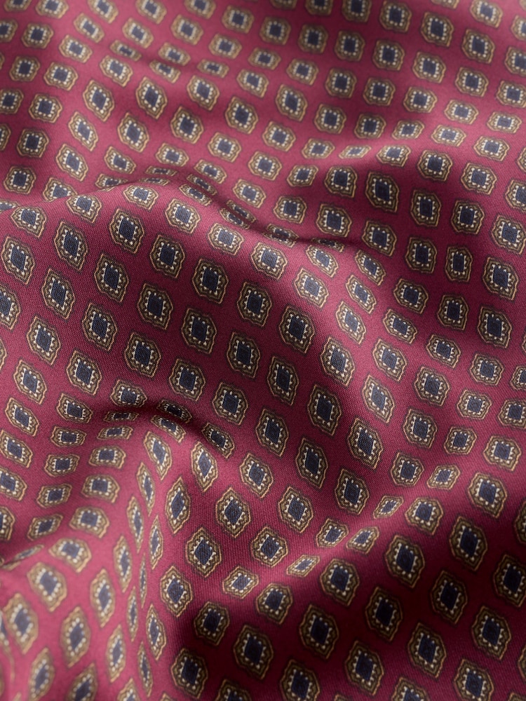 Burgundy Geo Print - N. Premium Satin Wide Leg Trousers - 8এর মধ্যে 8 ছবি