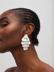 Mood Gold Tone Statement Shell Droplet Earrings - Image 2 of 3