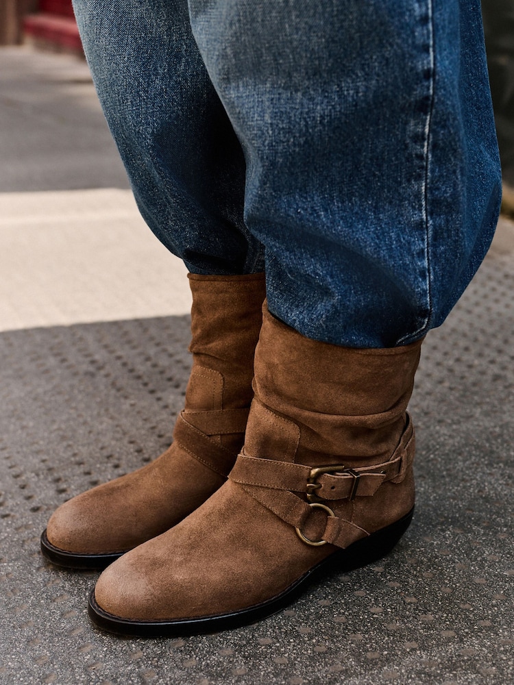 Песочный - Leather Harness Buckle Slouch Ankle Boots - Изображение 1 3