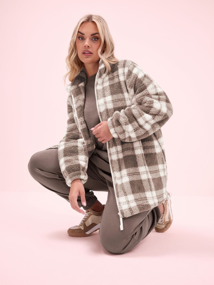 Yours Curve Brown Zip Through Checked Feather Fleece - Image 2 of 5