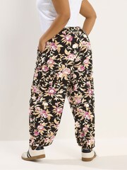 Yours Curve Black Floral Harem Pocket Trousers - Image 3 of 5