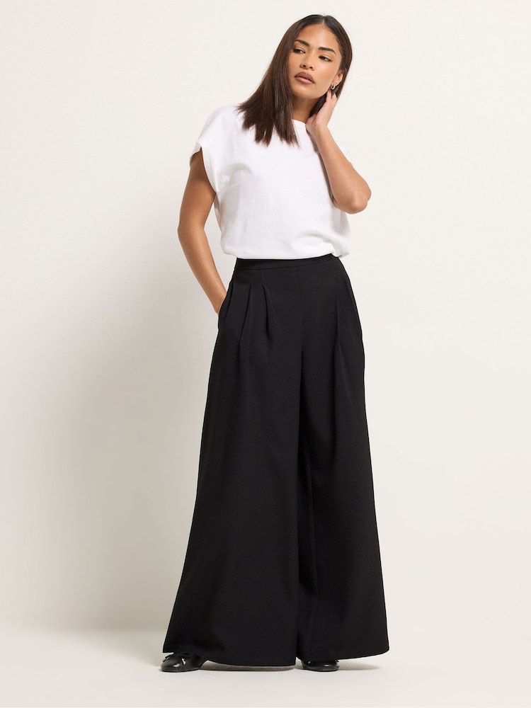 بنطلون بلازو أمامي مطوي من PixieGirl Petite - صورة 1 من 5