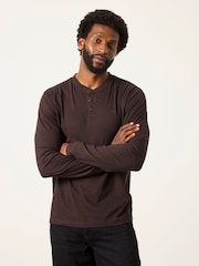 FatFace 3 Pack Khaki/Natural/Brown Long Sleeve Henley T-Shirt - Image 4 of 7