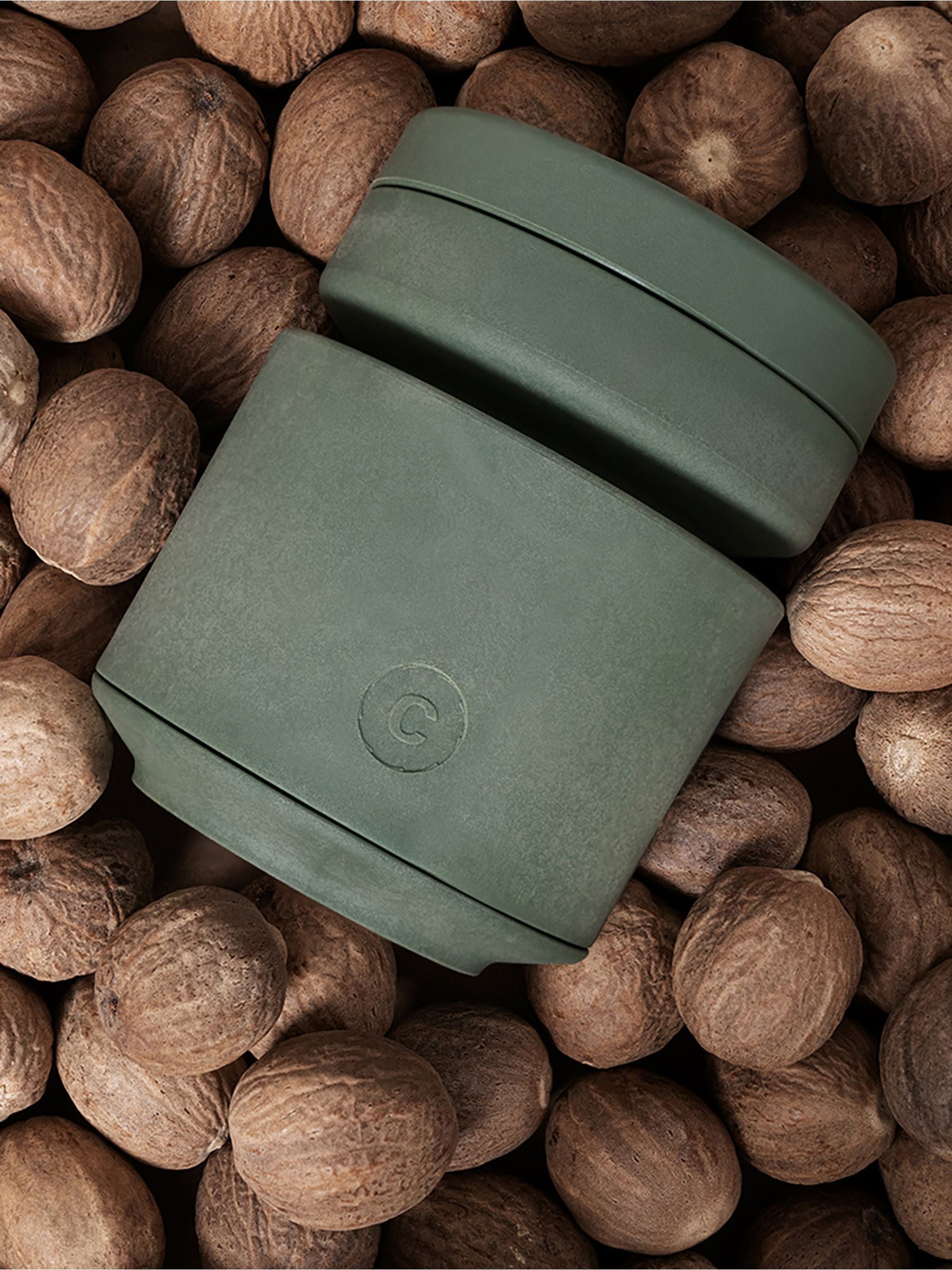 Crush Grind Unisex Green Billund Nutmeg Grinder 8Cm - Image 3