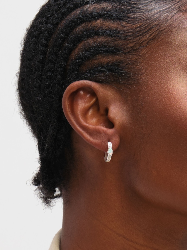 Inicio Opal Huggie Hoops - Bild 3 von 3