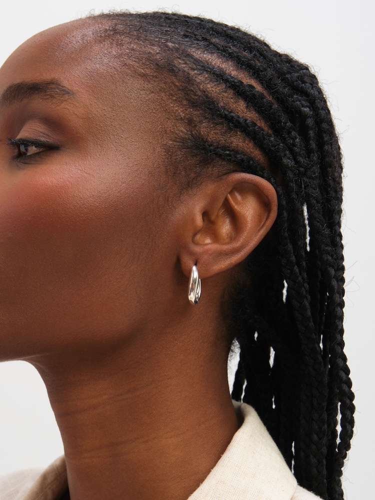 Inicio Silver Tone Polished Fluid Twist Earrings - Image 3 of 3