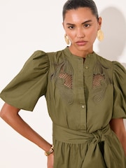 Lipsy Cutwork Pattern Puff Sleeve Belted Buttoned Playsuit - 圖片 3/5