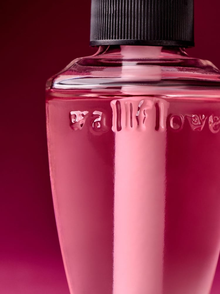 Bath & Body Works Covered In Roses Wallflowers Fragrance Refill 24 ml - Image 2 of 4