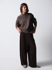 The Set 3 Pack Crew Neck Jumpers Cream/Taupe Brown/Chocolate Brown - Image 7 of 22